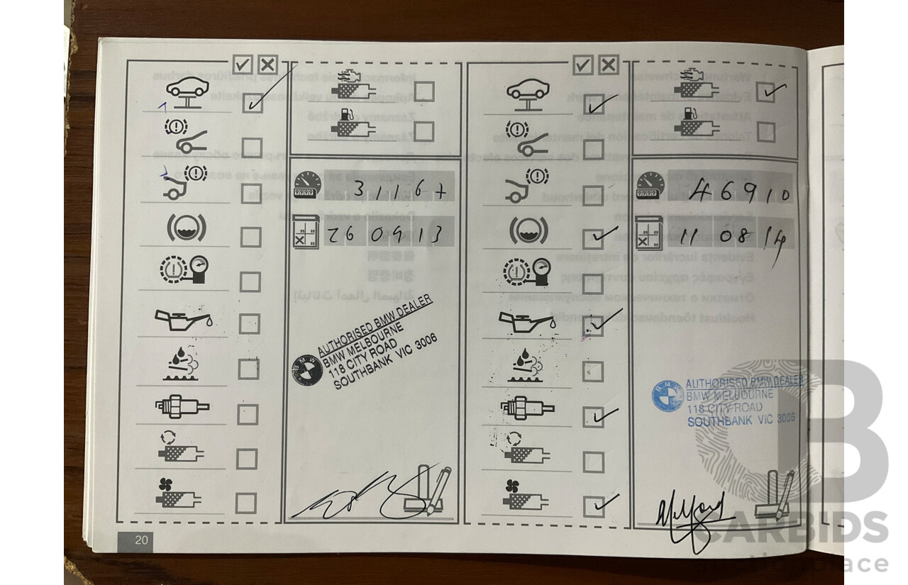 9/2010 BMW 325i Exclusive E90 MY10 4d Sedan Alpine White 2.5L