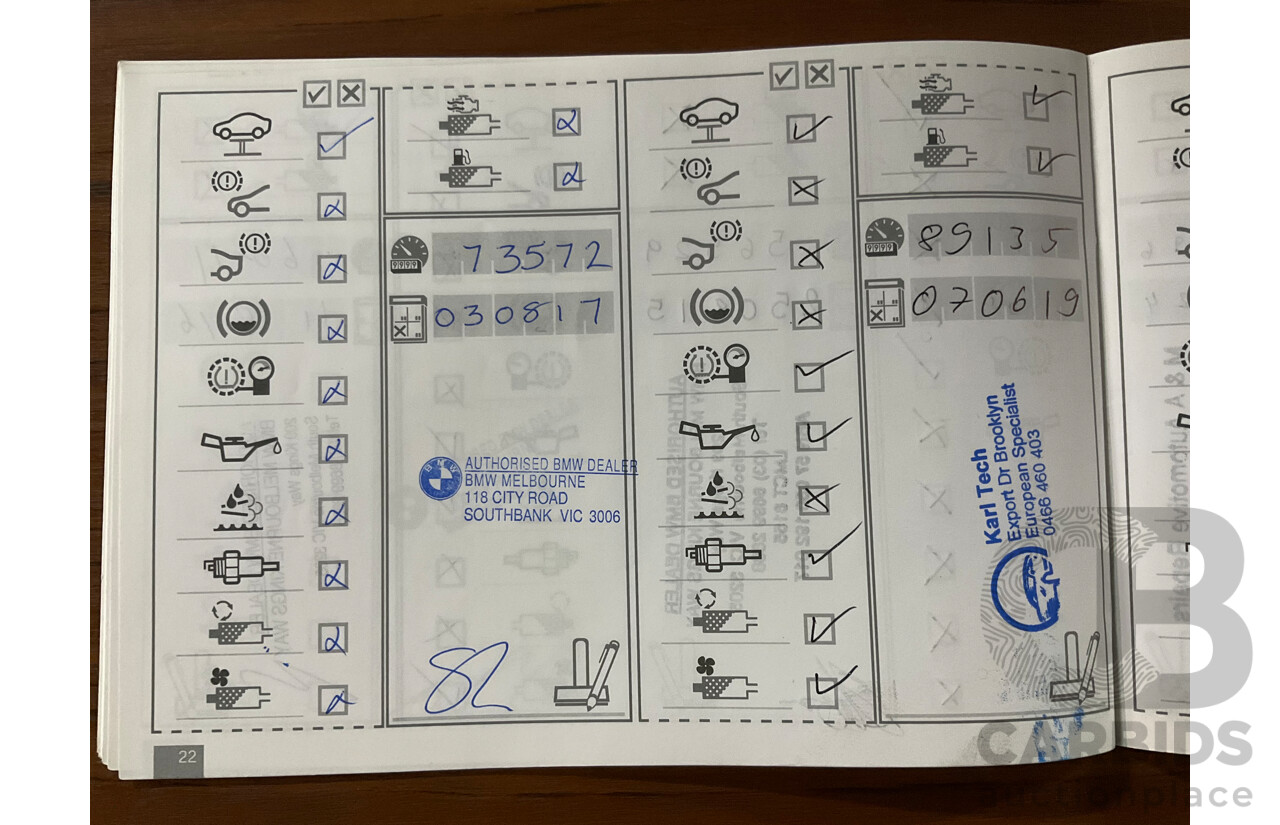 9/2010 BMW 325i Exclusive E90 MY10 4d Sedan Alpine White 2.5L