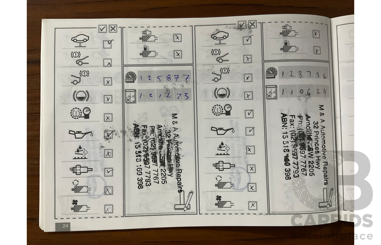 9/2010 BMW 325i Exclusive E90 MY10 4d Sedan Alpine White 2.5L