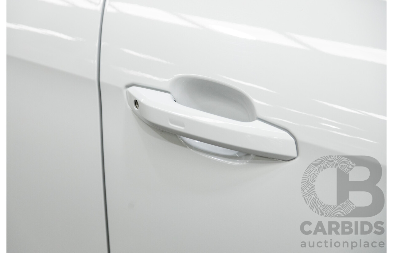 03/2022 Audi A4 45 TFSI S-Line Quattro (AWD) B9 MY22 4d Wagon White Turbo 2.0L