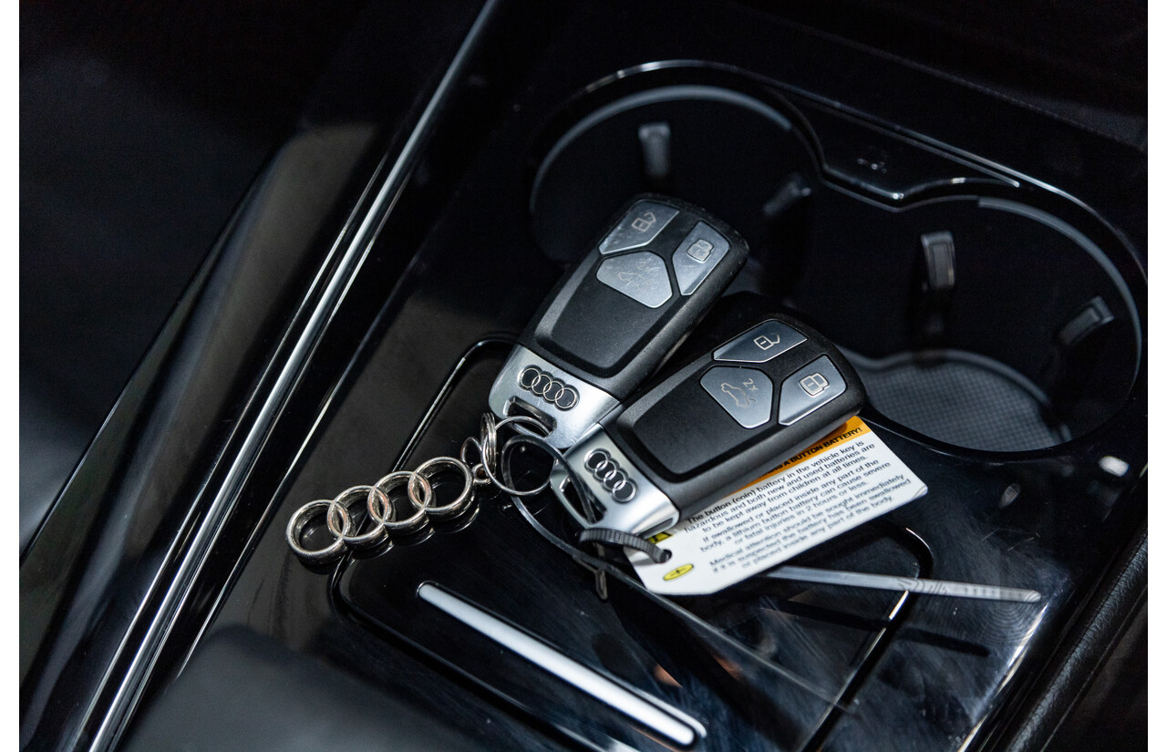 03/2022 Audi A4 45 TFSI S-Line Quattro (AWD) B9 MY22 4d Wagon White Turbo 2.0L