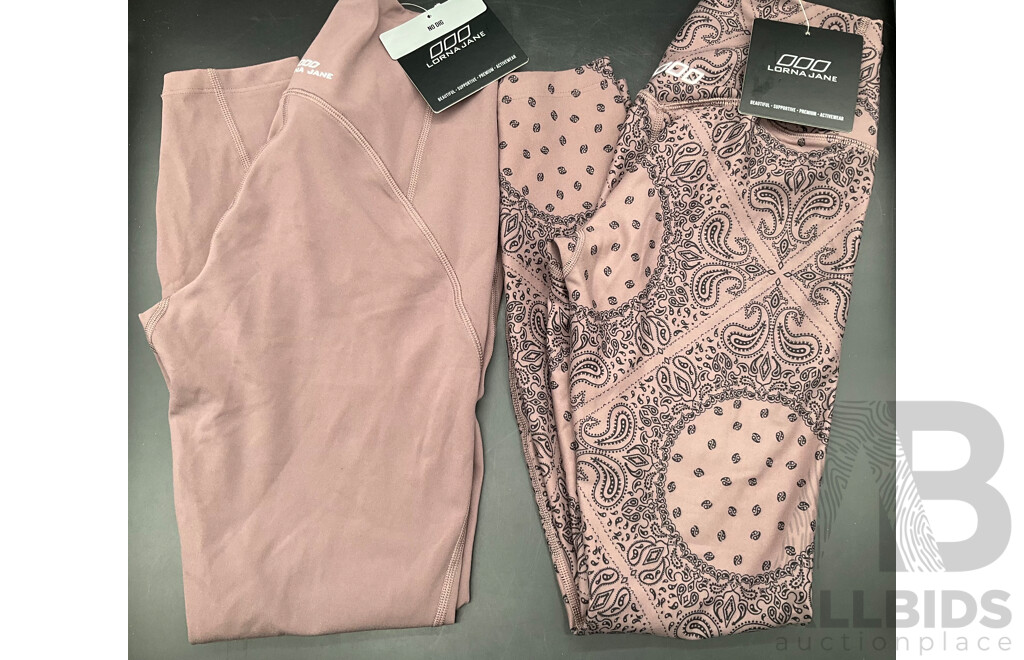 LORNA JANE, BONDS and UNIQLO Assorted Clothing - Lot of 5