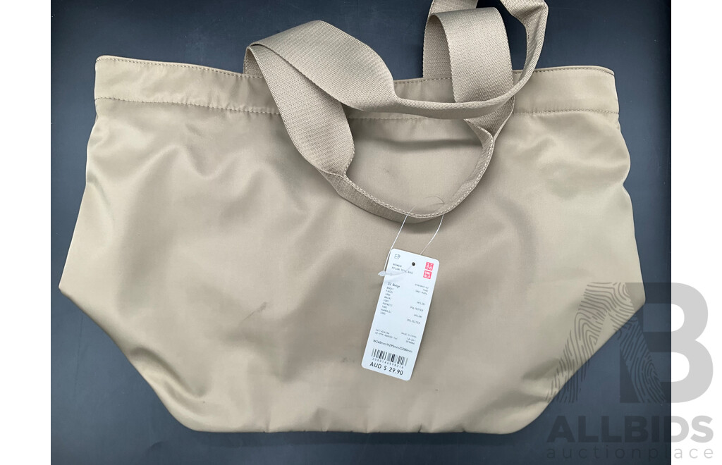 LORNA JANE, BONDS and UNIQLO Assorted Clothing - Lot of 5