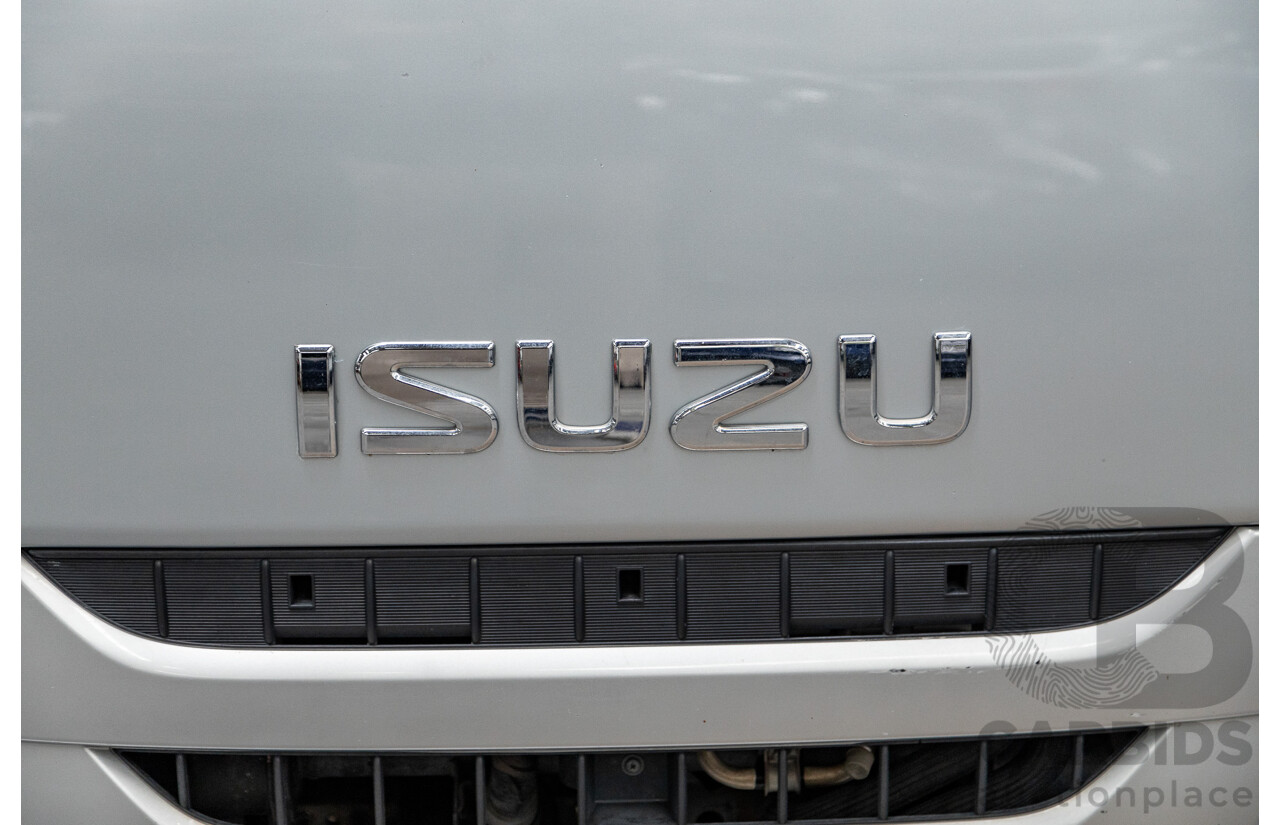 01/2016 Isuzu N Series NLR 45/150 Traypack AMT 4x2 2d Cab Chassis Silver Turbo Diesel 3.0L