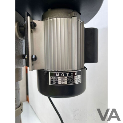 Detroit 550 Watt Bench Drill Press