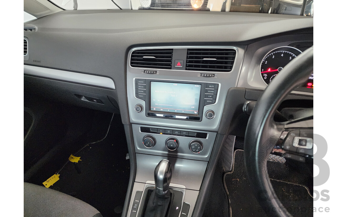 7/2015 Volkswagen Golf 92 TSI Trendline AU MY16 5d Hatchback White 1.4L