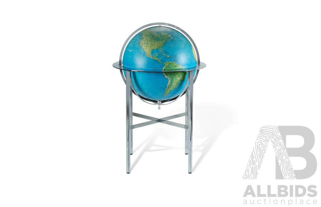 Le Corbusier Globe La Mappemonde. Designed 1925, re-issued Alfred Ruegg, 1988.