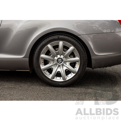 10/2004 Bentley Continental GT (AWD) 3W 2d Coupe Silver Metallic Twin Turbo V12 6.0L