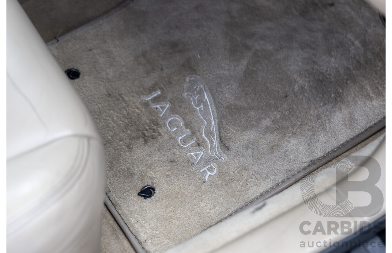 6/2009 Jaguar XKR X150 2d Convertible Ultimate Black Metallic Supercharged V8 4.2L