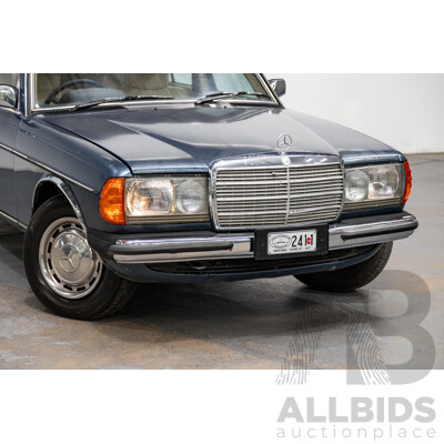 7/1984 Mercedes Benz 230 E W123 4d Sedan Blue 2.3L