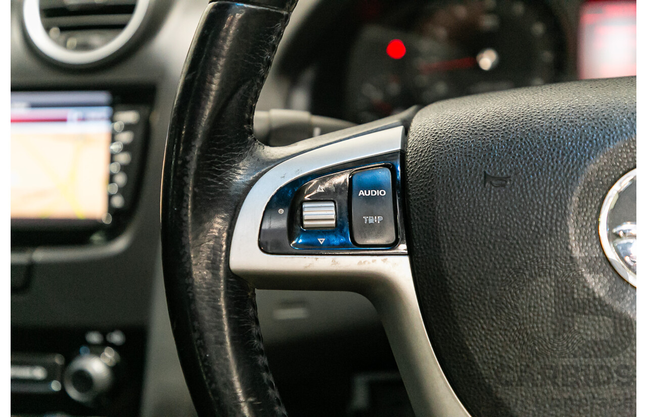 10/2012 Holden Commodore SS-V VE II MY12 4d Sedan Chlorophyll Metallic V8 6.0L - Supercharged