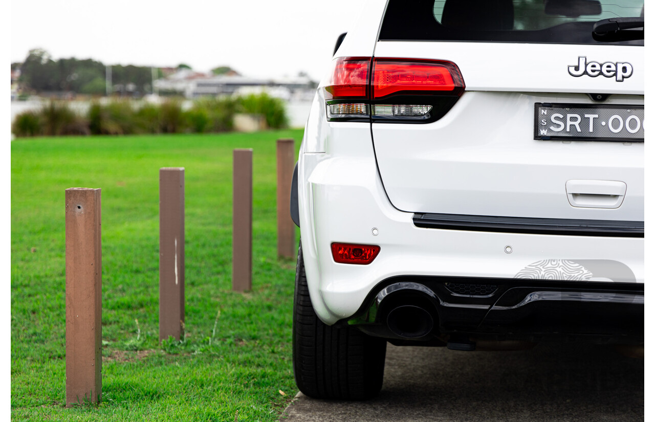 4/2014 Jeep Grand Cherokee SRT 8 (4x4) WK MY14 4d Wagon Bright White 6.4L