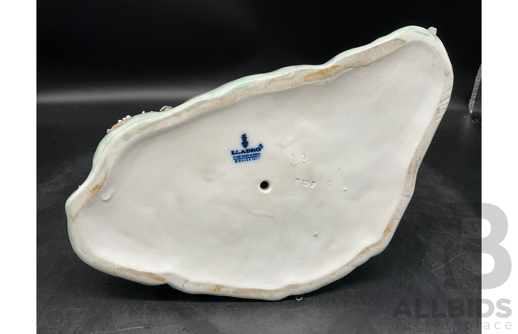 LLADRO Porcelain Figurine 