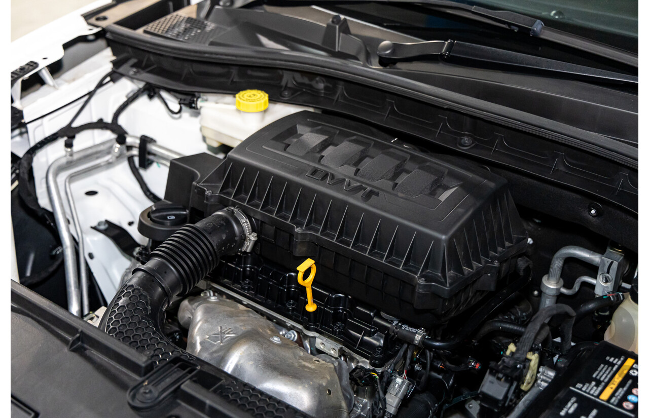 12/2022 MG ZS Excite (FWD) AZS1 MY22 4d Wagon Dover White 1.5L