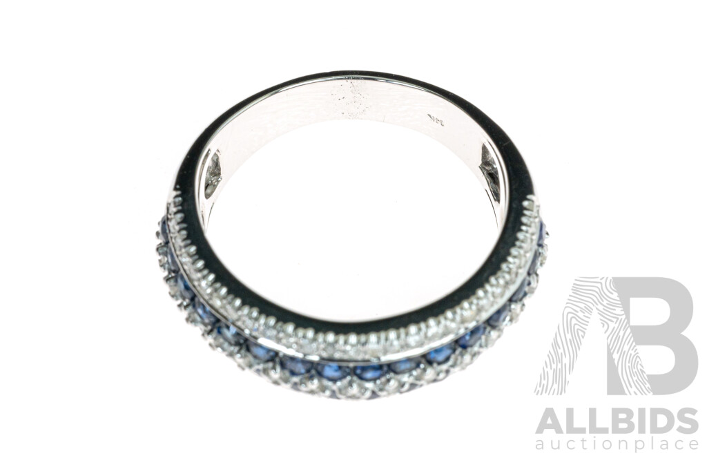 14ct Sapphire (1.25ct) & Diamond Set Ring, TDW 0.31ct, Size P, 5.49 Grams