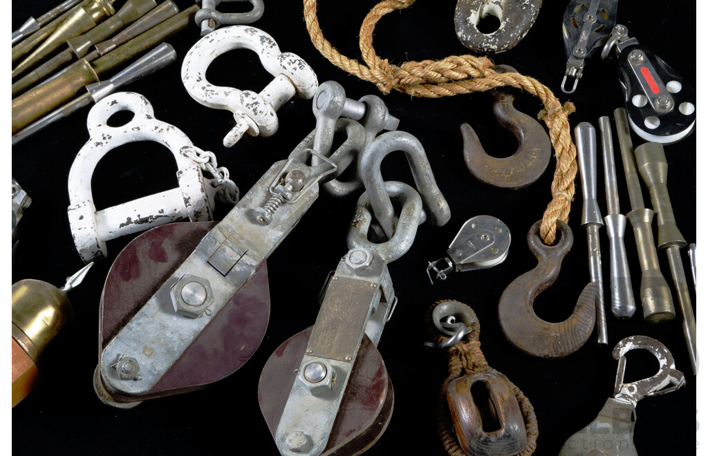 Collection Vintage and Other Rigging - Lot 1594923 | ALLBIDS