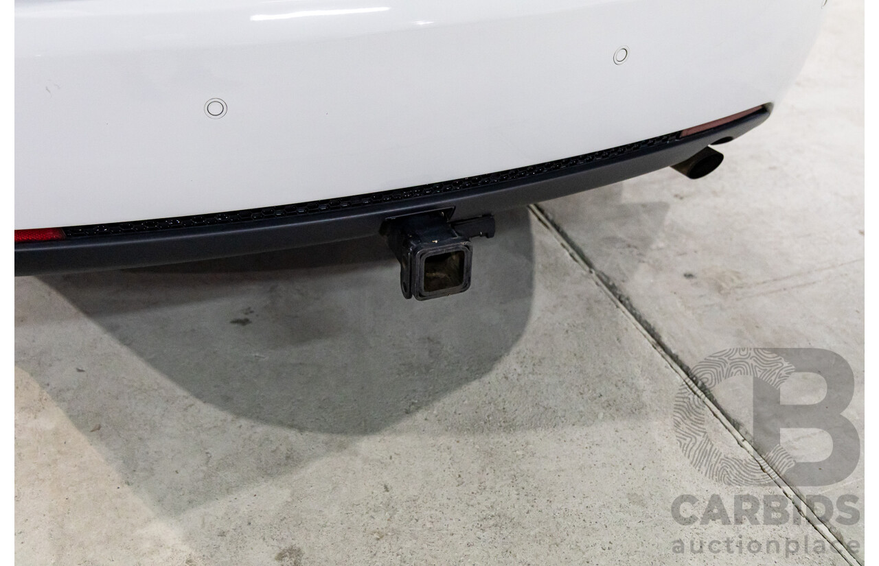 8/2008 Holden Commodore (Dual Fuel) 60th Anniversary VE MY09.5 4d Sedan Heron White V6 3.6L