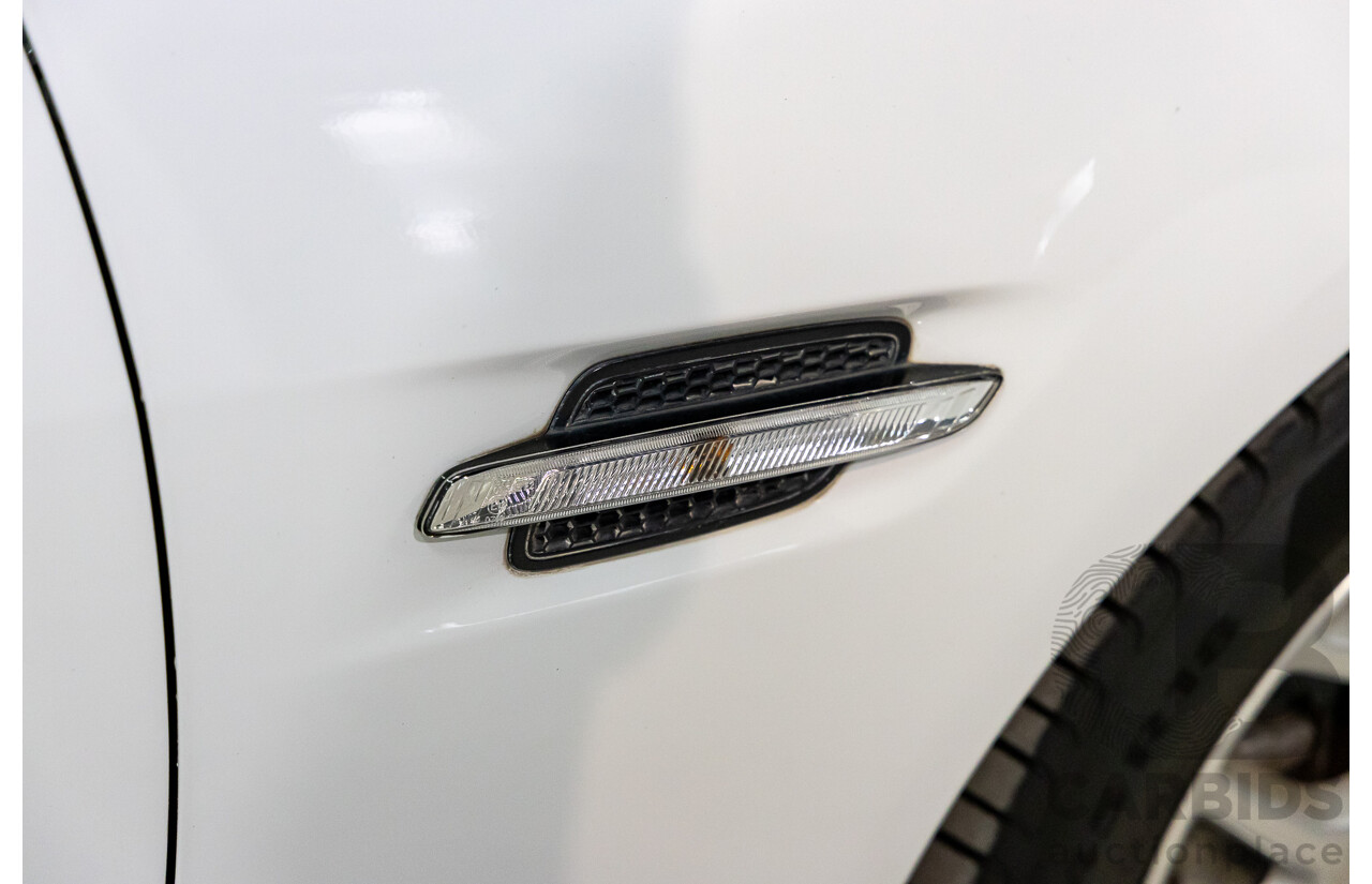 8/2008 Holden Commodore (Dual Fuel) 60th Anniversary VE MY09.5 4d Sedan Heron White V6 3.6L