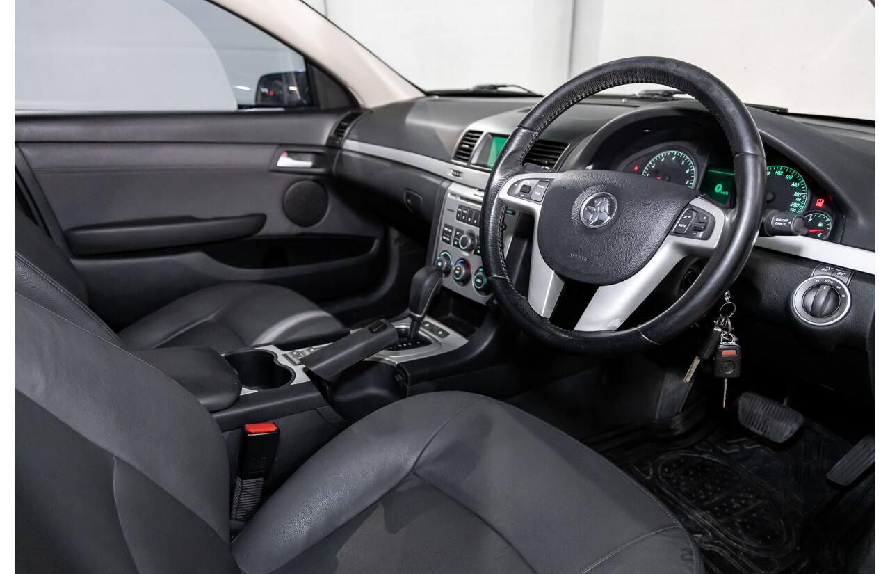 8/2008 Holden Commodore (Dual Fuel) 60th Anniversary VE MY09.5 4d Sedan Heron White V6 3.6L