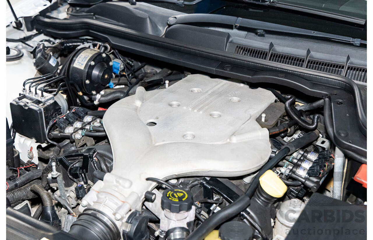 8/2008 Holden Commodore (Dual Fuel) 60th Anniversary VE MY09.5 4d Sedan Heron White V6 3.6L