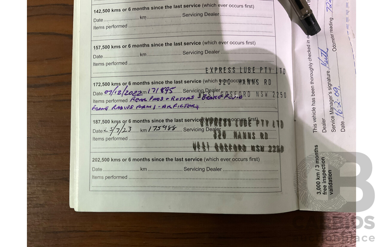 8/2008 Holden Commodore (Dual Fuel) 60th Anniversary VE MY09.5 4d Sedan Heron White V6 3.6L