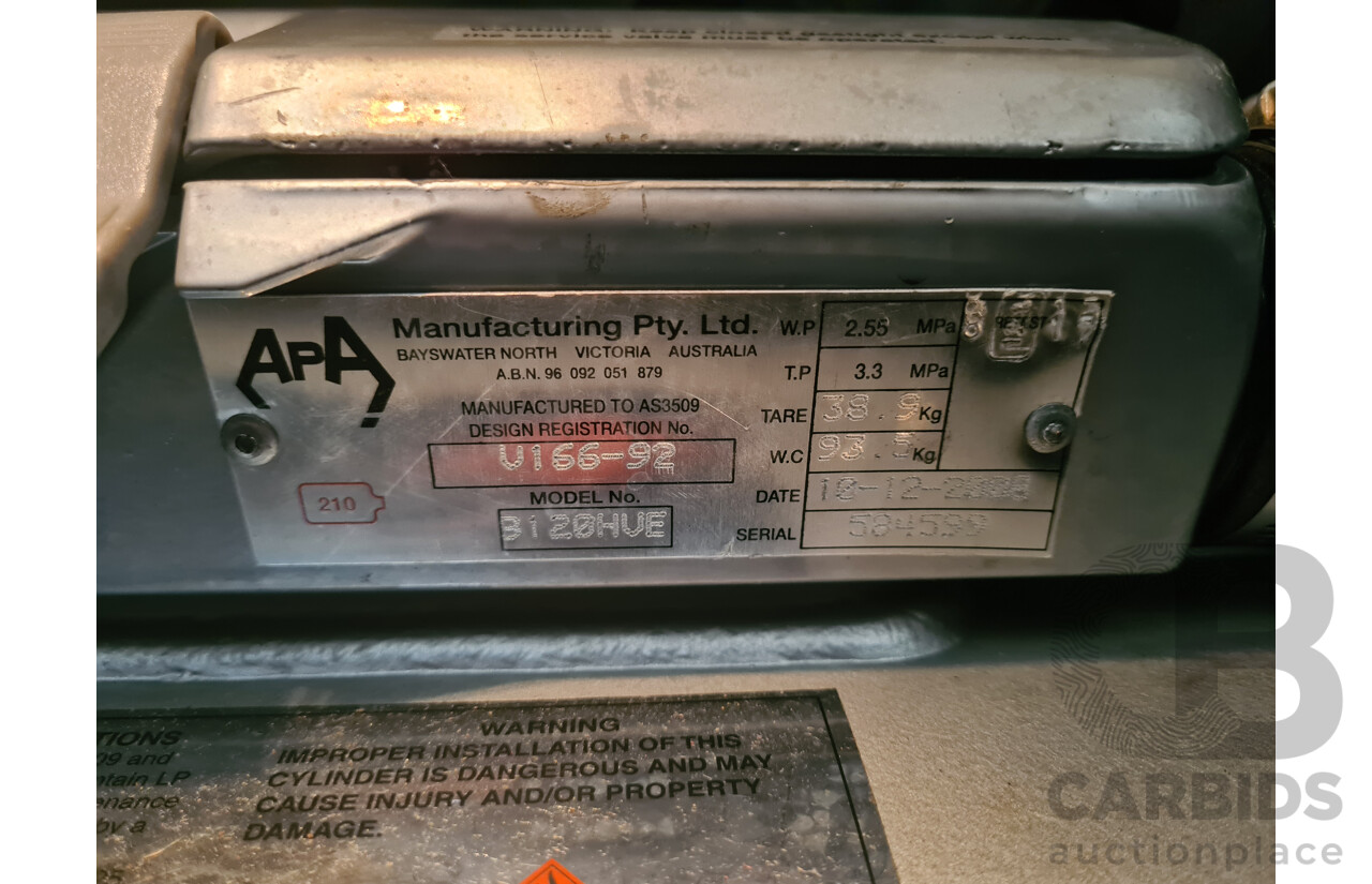 8/2008 Holden Commodore (Dual Fuel) 60th Anniversary VE MY09.5 4d Sedan Heron White V6 3.6L