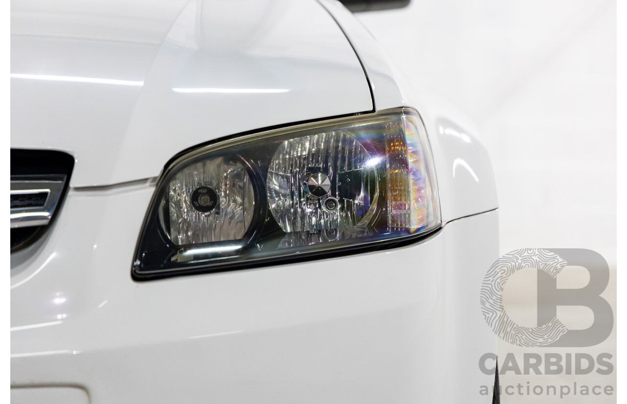 8/2008 Holden Commodore (Dual Fuel) 60th Anniversary VE MY09.5 4d Sedan Heron White V6 3.6L