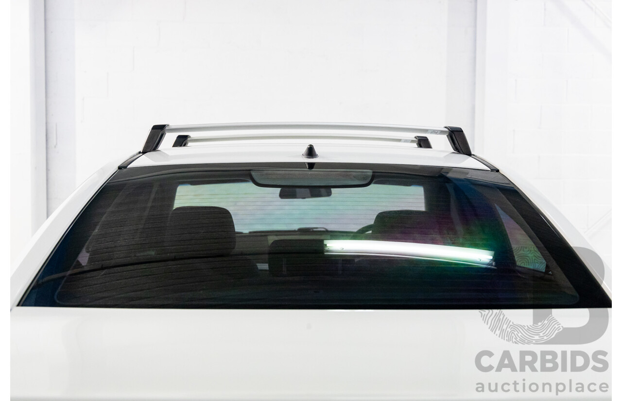 8/2008 Holden Commodore (Dual Fuel) 60th Anniversary VE MY09.5 4d Sedan Heron White V6 3.6L