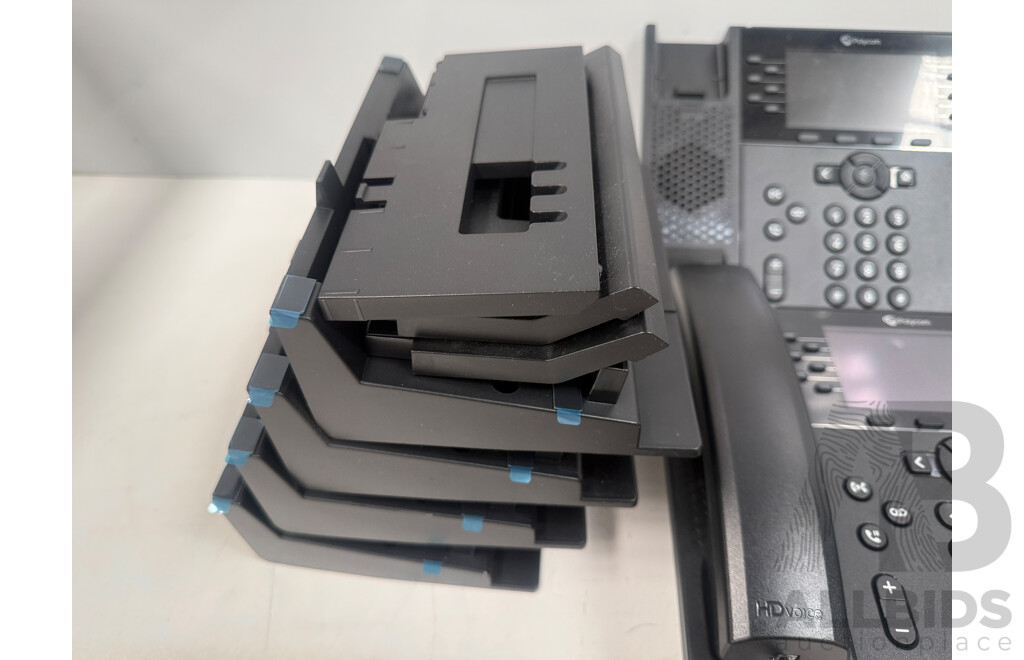 1x Polycom RealPresence Trio 8500 SIP Conference Phone + 5x VVX450 Business IP Phone