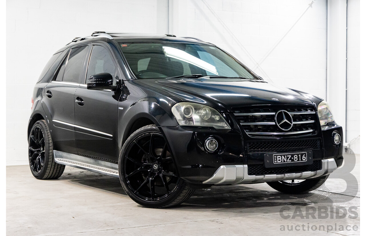 3/2011 Mercedes-Benz ML 300 CDI BlueEfficiency AMG Sports (4x4) 164 MY11 4d Wagon Obsidian Black Metallic Turbo Diesel 3.0L
