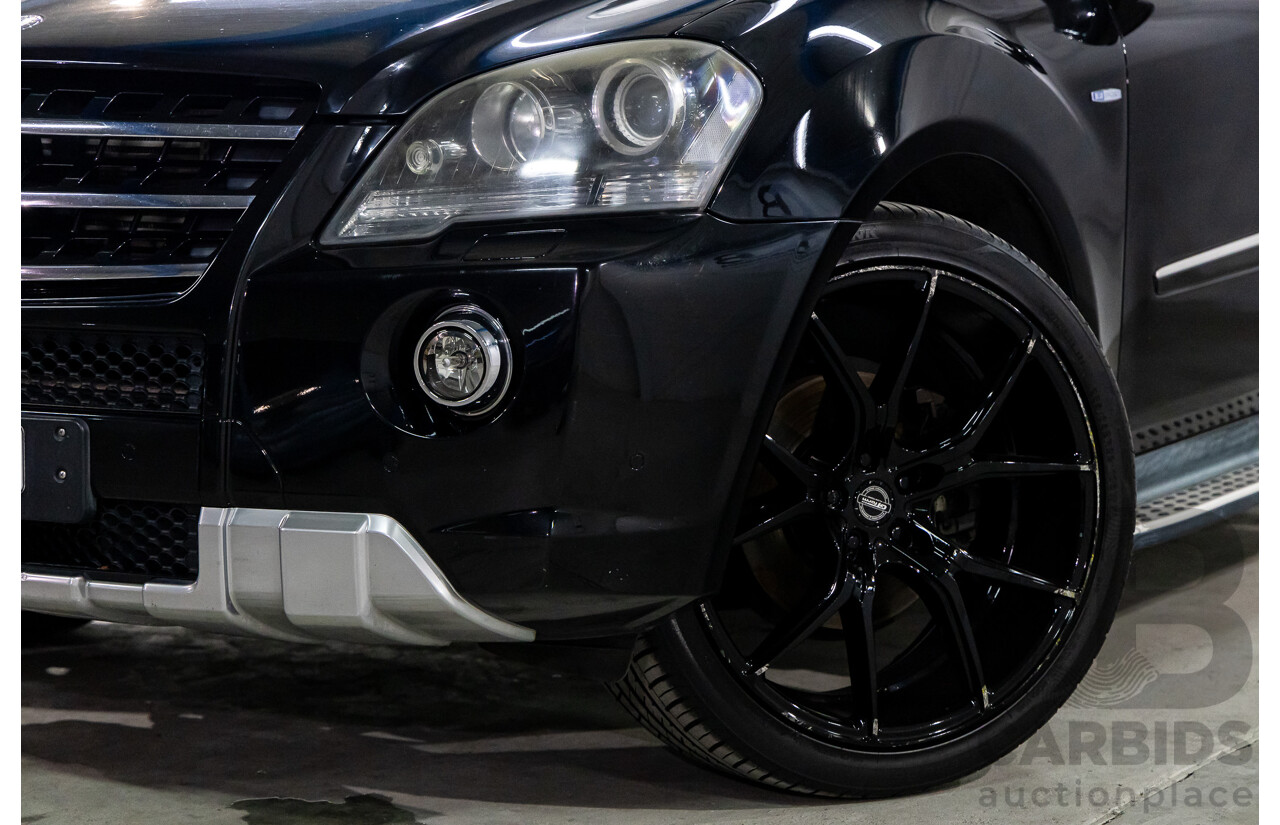 3/2011 Mercedes-Benz ML 300 CDI BlueEfficiency AMG Sports (4x4) 164 MY11 4d Wagon Obsidian Black Metallic Turbo Diesel 3.0L