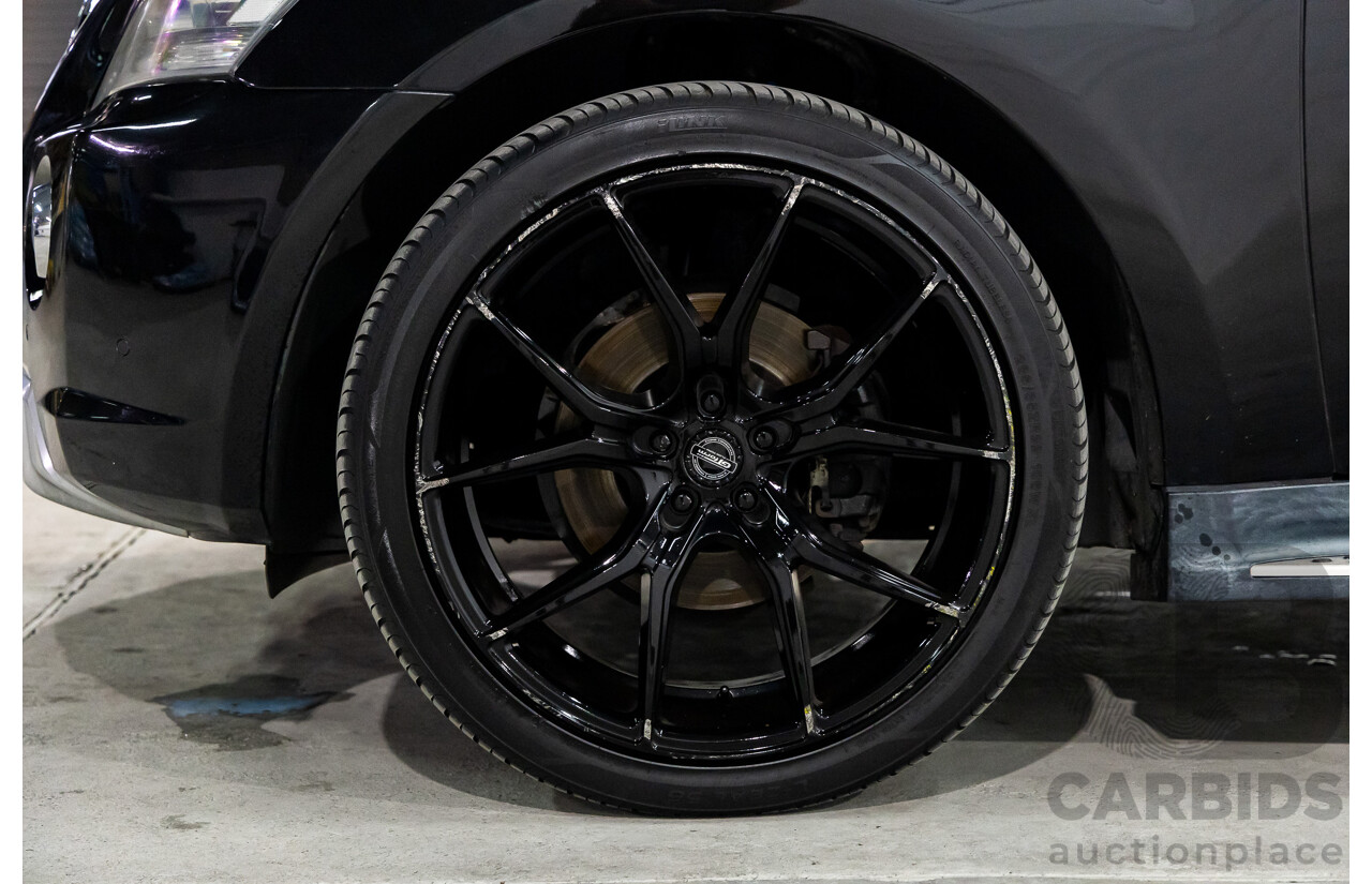 3/2011 Mercedes-Benz ML 300 CDI BlueEfficiency AMG Sports (4x4) 164 MY11 4d Wagon Obsidian Black Metallic Turbo Diesel 3.0L