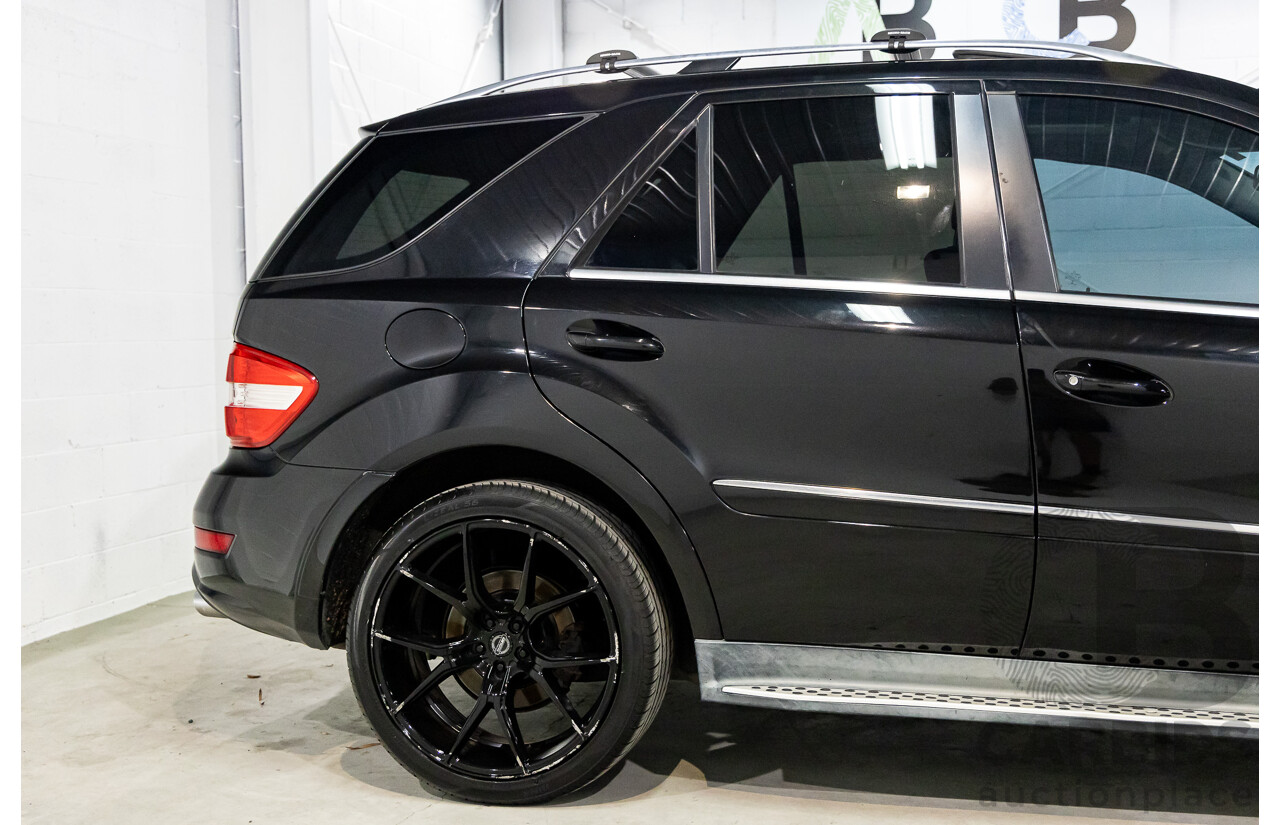3/2011 Mercedes-Benz ML 300 CDI BlueEfficiency AMG Sports (4x4) 164 MY11 4d Wagon Obsidian Black Metallic Turbo Diesel 3.0L