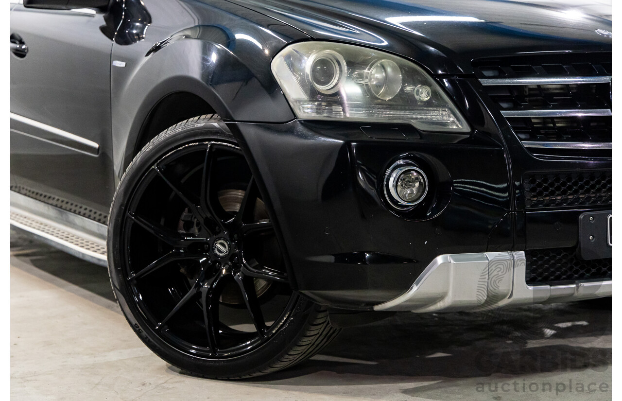 3/2011 Mercedes-Benz ML 300 CDI BlueEfficiency AMG Sports (4x4) 164 MY11 4d Wagon Obsidian Black Metallic Turbo Diesel 3.0L