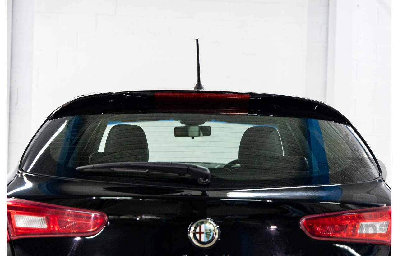 9/2013 Alfa Romeo Giulietta 1.4 5d Hatchback Alfa Black Turbo 1.4L
