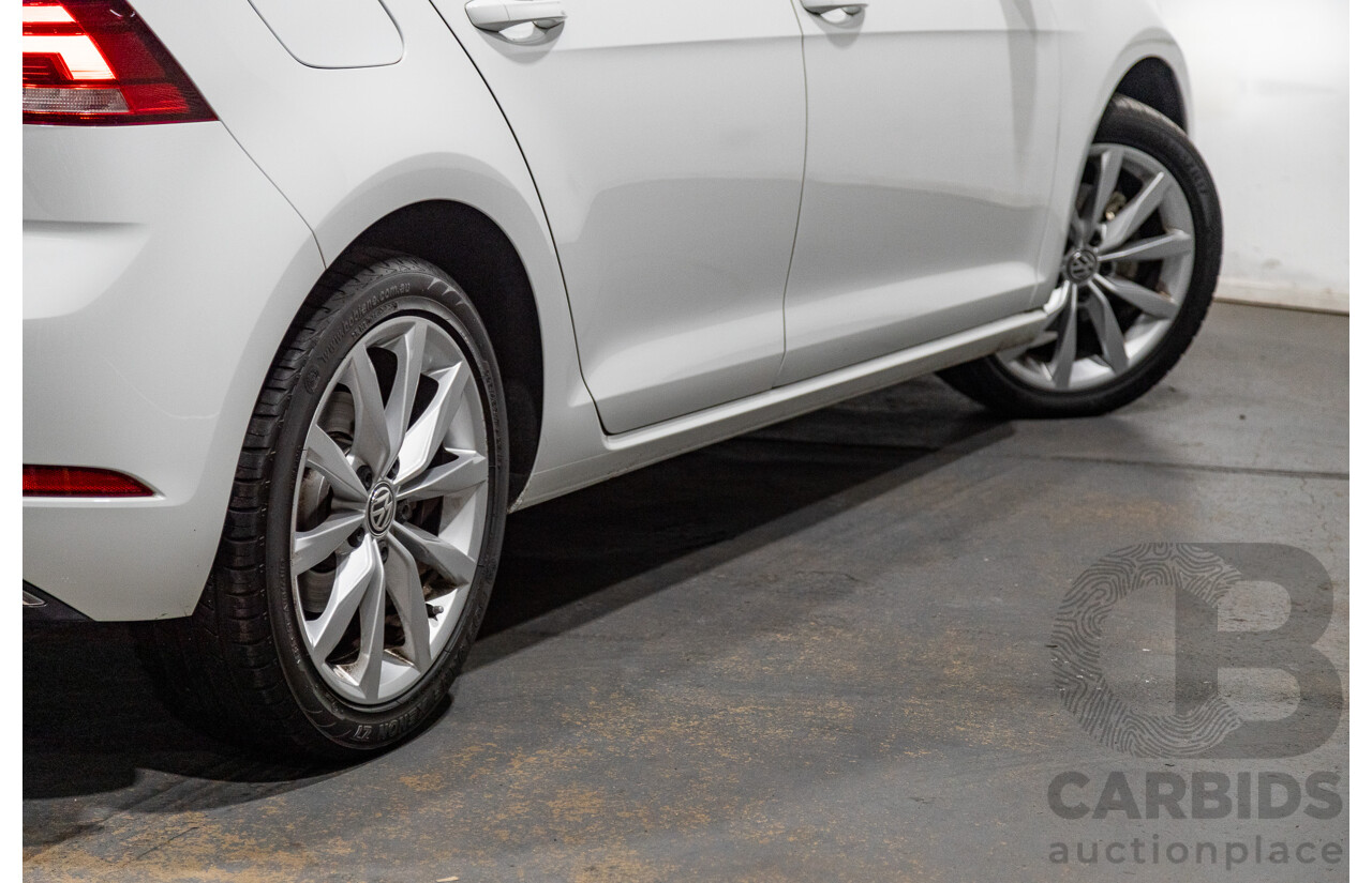 12/2017 Volkswagen Golf 110 TSI Comfortline Mk7.5 AU MY18 5d Hatchback Pure White Turbo 1.4L