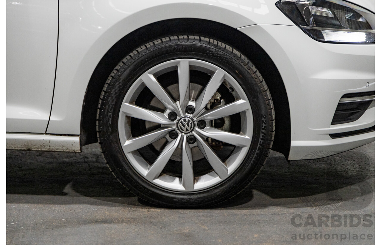 12/2017 Volkswagen Golf 110 TSI Comfortline Mk7.5 AU MY18 5d Hatchback Pure White Turbo 1.4L