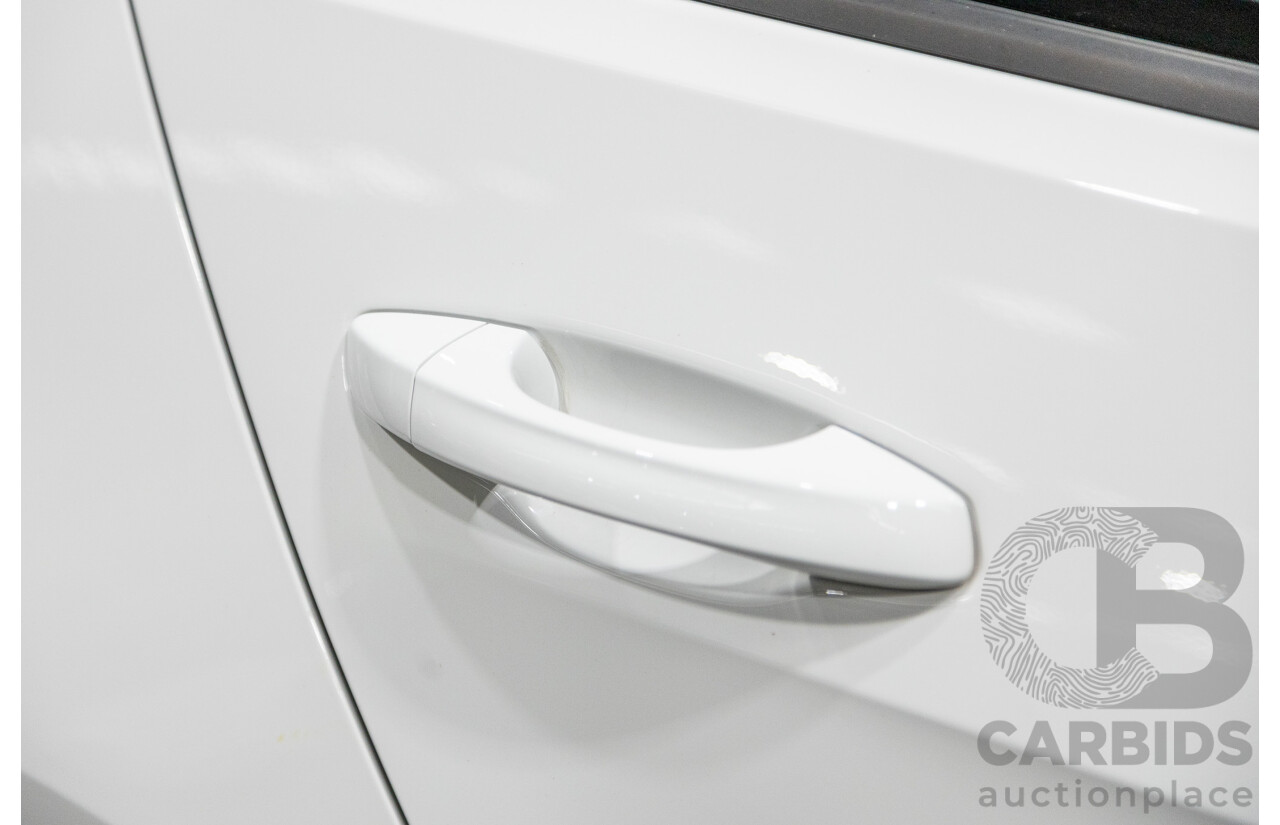 12/2017 Volkswagen Golf 110 TSI Comfortline Mk7.5 AU MY18 5d Hatchback Pure White Turbo 1.4L