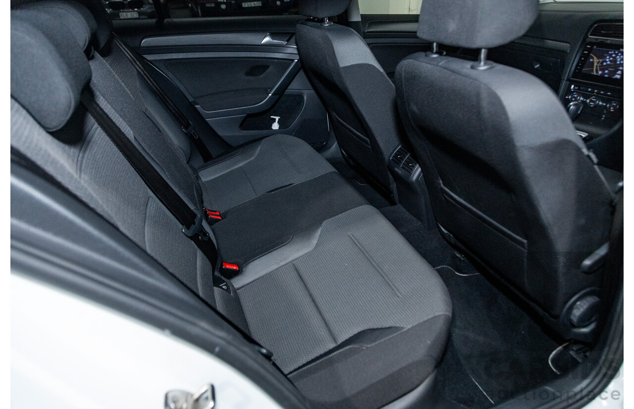 12/2017 Volkswagen Golf 110 TSI Comfortline Mk7.5 AU MY18 5d Hatchback Pure White Turbo 1.4L