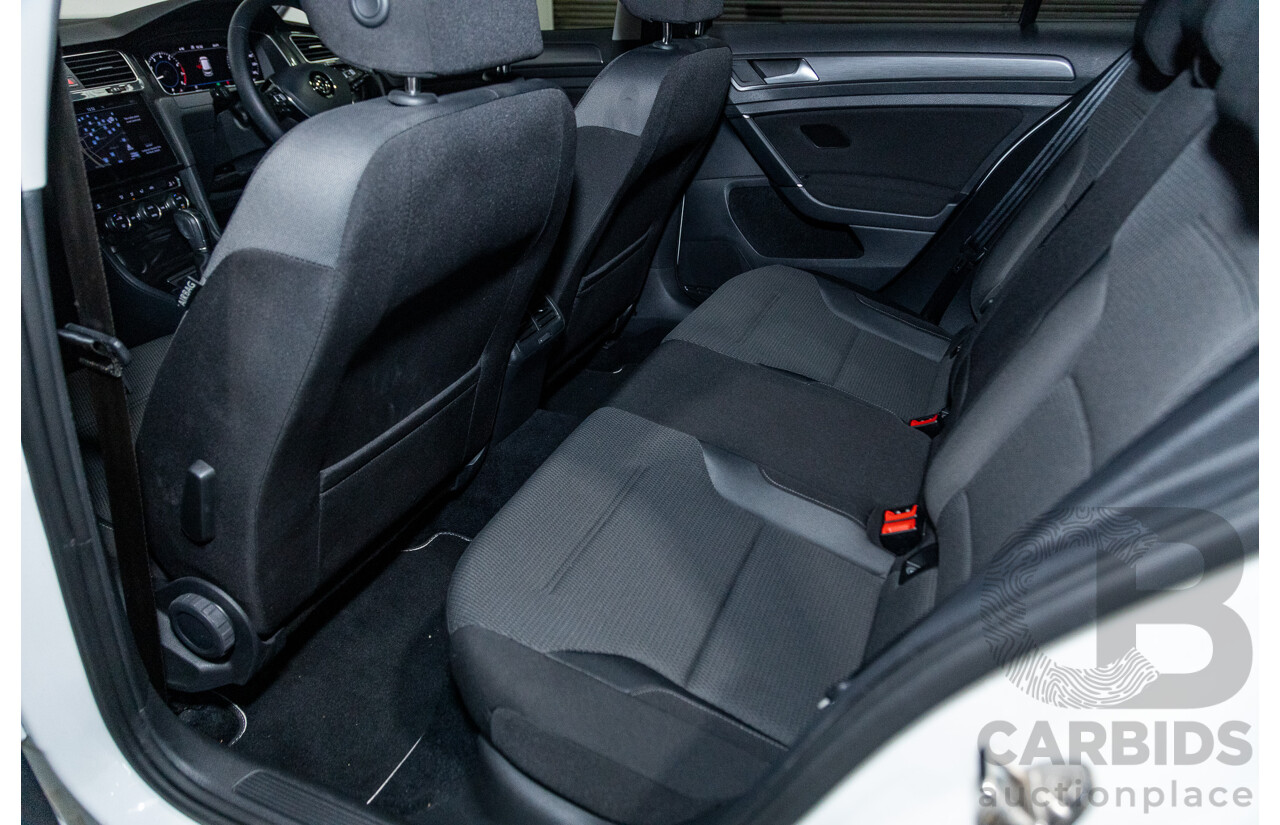 12/2017 Volkswagen Golf 110 TSI Comfortline Mk7.5 AU MY18 5d Hatchback Pure White Turbo 1.4L