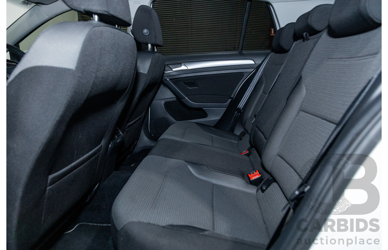 12/2017 Volkswagen Golf 110 TSI Comfortline Mk7.5 AU MY18 5d Hatchback Pure White Turbo 1.4L