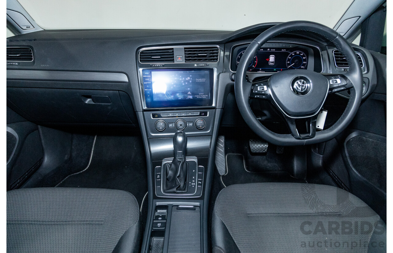 12/2017 Volkswagen Golf 110 TSI Comfortline Mk7.5 AU MY18 5d Hatchback Pure White Turbo 1.4L