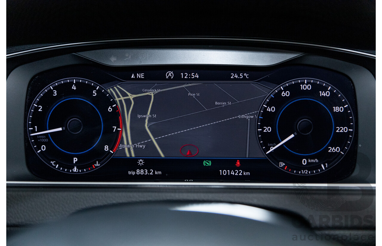 12/2017 Volkswagen Golf 110 TSI Comfortline Mk7.5 AU MY18 5d Hatchback Pure White Turbo 1.4L