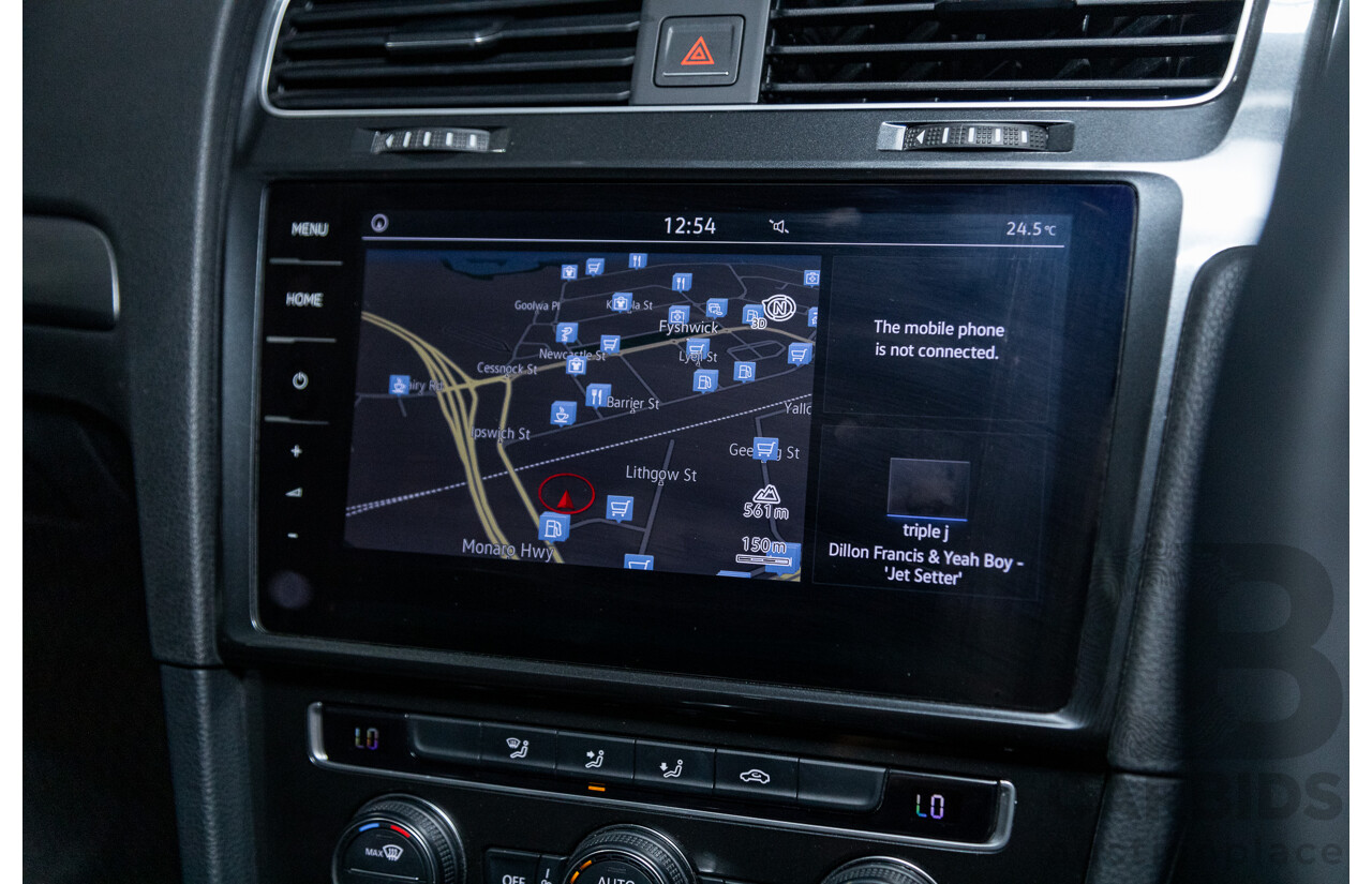 12/2017 Volkswagen Golf 110 TSI Comfortline Mk7.5 AU MY18 5d Hatchback Pure White Turbo 1.4L