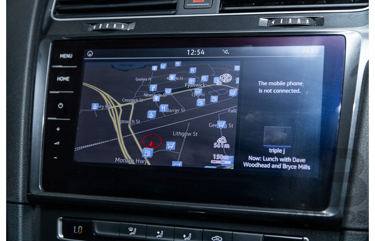 12/2017 Volkswagen Golf 110 TSI Comfortline Mk7.5 AU MY18 5d Hatchback Pure White Turbo 1.4L