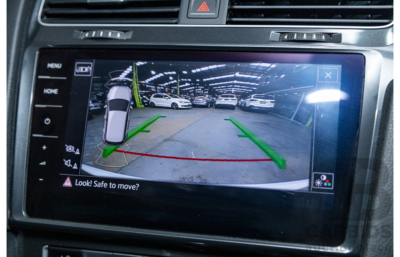 12/2017 Volkswagen Golf 110 TSI Comfortline Mk7.5 AU MY18 5d Hatchback Pure White Turbo 1.4L