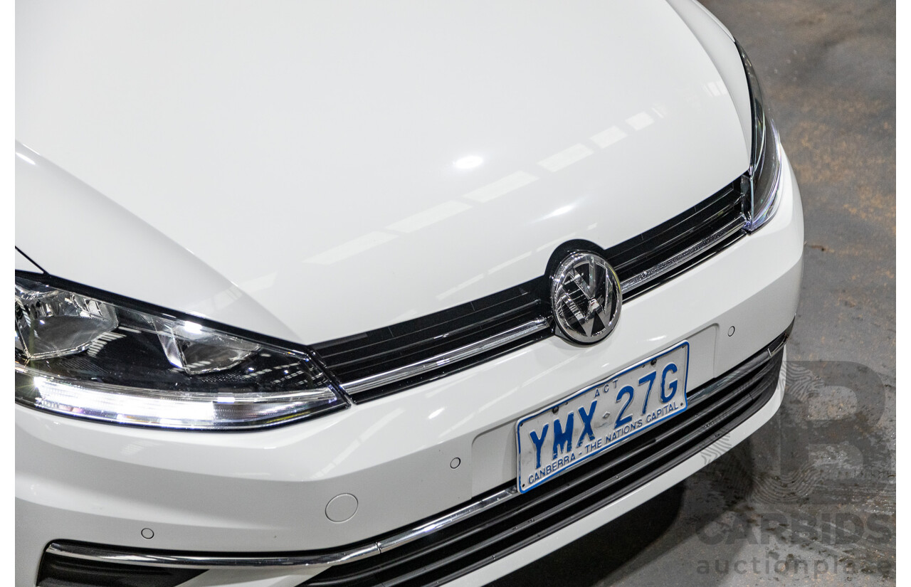 12/2017 Volkswagen Golf 110 TSI Comfortline Mk7.5 AU MY18 5d Hatchback Pure White Turbo 1.4L