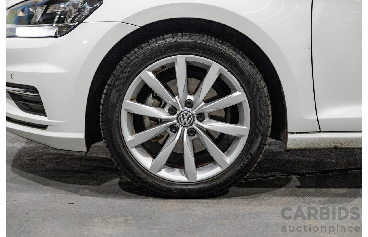 12/2017 Volkswagen Golf 110 TSI Comfortline Mk7.5 AU MY18 5d Hatchback Pure White Turbo 1.4L