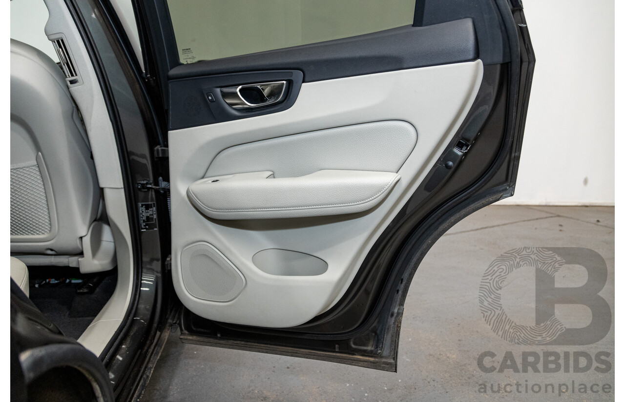 08/2018 Volvo XC60 D4 Momentum (AWD) MY19 4d Wagon Pine Grey Metallic Twin Turbo Diesel 2.0L