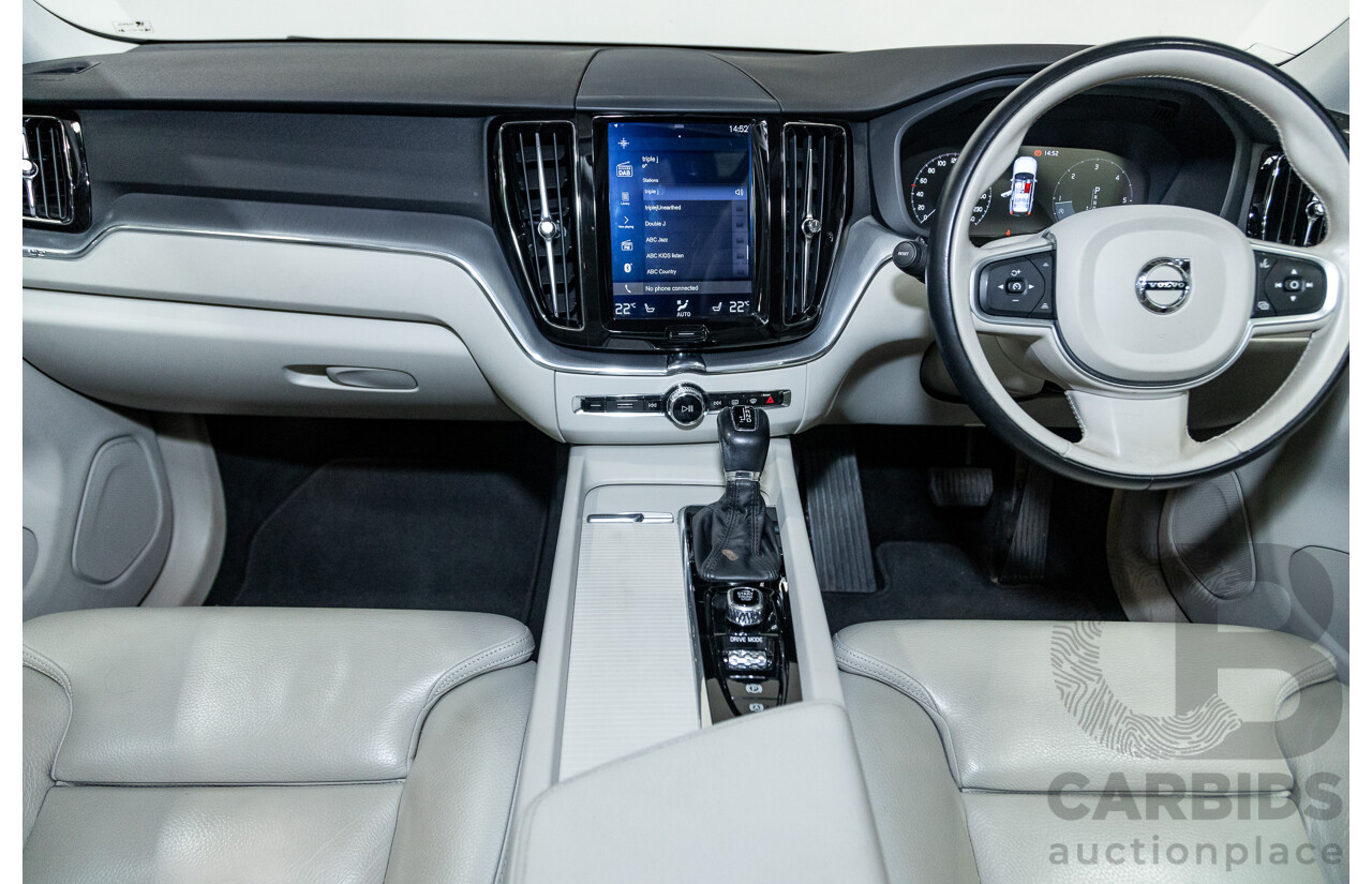 08/2018 Volvo XC60 D4 Momentum (AWD) MY19 4d Wagon Pine Grey Metallic Twin Turbo Diesel 2.0L